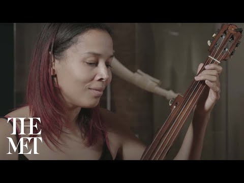 “Cripple Creek” performed by Rhiannon Giddens, Banjo l Met Music