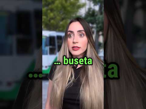 Você sabia que em espanhol “buseta” se refere a um ônibus pequeno? #espanholonline #humor #espanhol