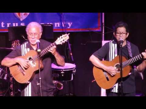 El Trio Rosal  canta "Contigo"