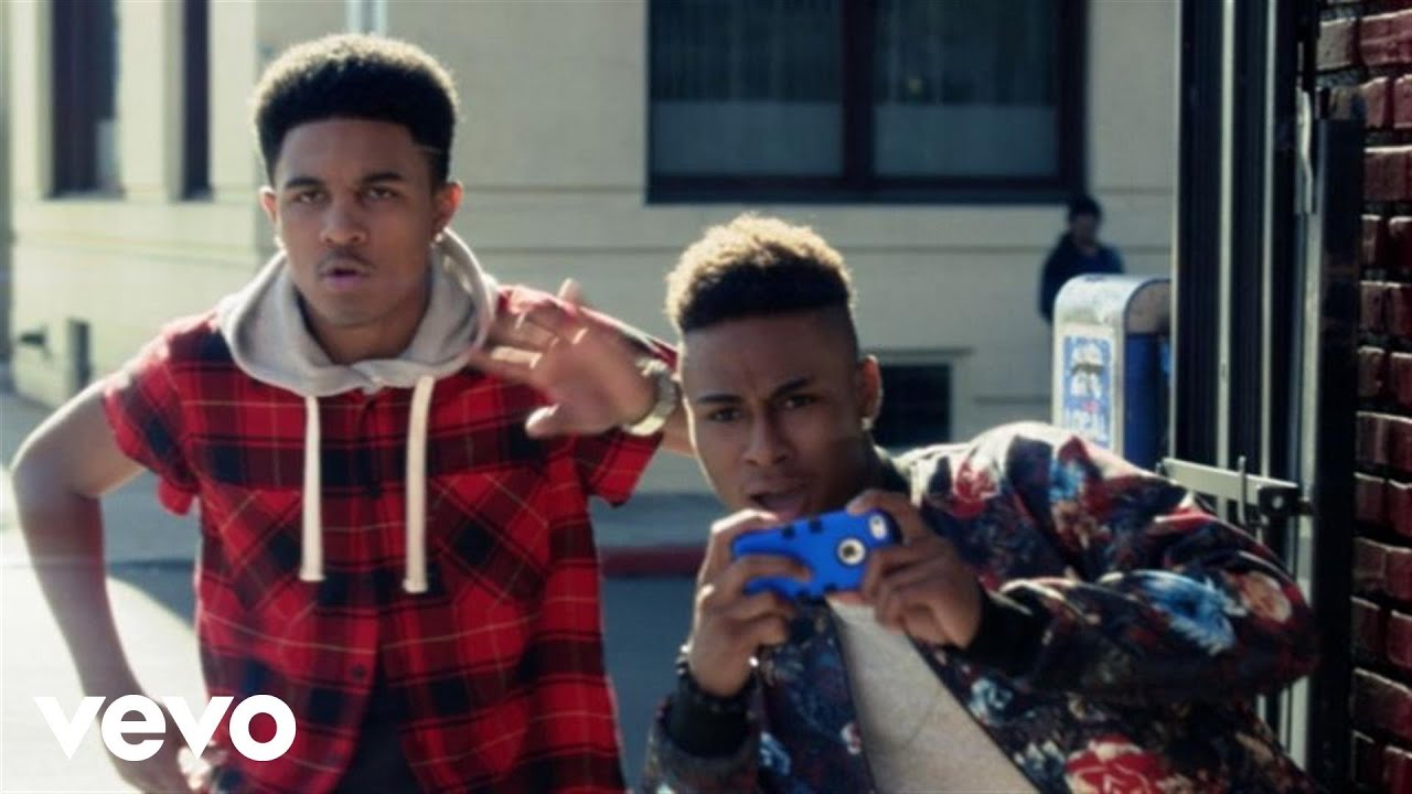 Anthony Lewis ft T.I. – ”It’s Not My Fault”