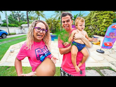 VIRAMOS PAIS DE UM RECÉM-NASCIDO POR UM DIA! - DESESPERO TOTAL!