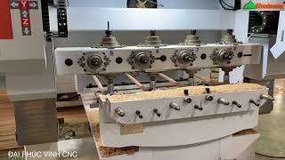 MÁY CNC GIA CÔNG CHÂN 4 Dàn Kẹp 5 Axis 16 Dao Woodmaster
