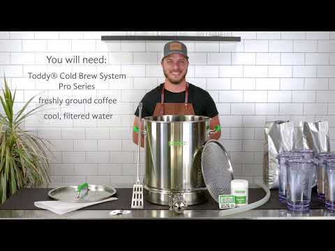 Brewing in your Toddy® Cold Brew System Pro Series