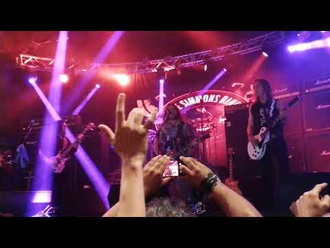 El genial Gene Simmons en Argentina