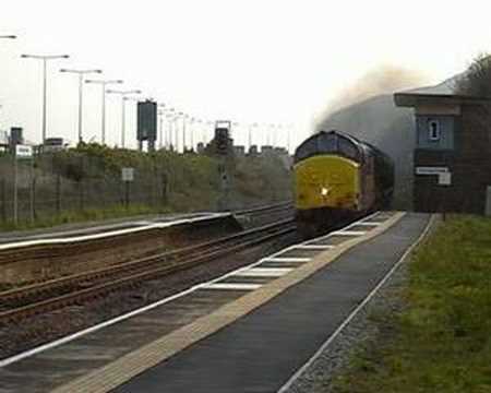 class 37 37405 6D19 Warrington-Holyhead RTZ