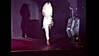 Download lagu Lebo Mathosa - I Love Music (Live Performance) mp3 Download lagu Lebo Mathosa - I Love Music (Live Performance) mp3