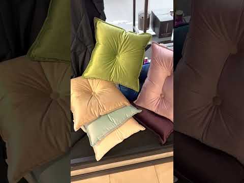 Миниатюра изображения товара Подушка декоративная Sofi de Marko Вивиан 40x60 / Под-Вв-40х60прз (пепельная роза)