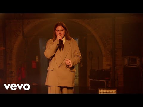 Hybrid Minds, venbee - If Love Could Have Saved You (live in London)