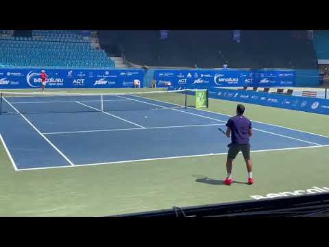 Dimitar Kuzmanov and Jorge Pinilla practice ATP Challenger Tour- Bengaluru Open