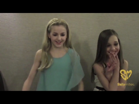 Maddie Ziegler & Chloe Lukasiak interview 💜