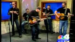 Stoney LaRue Performs One Chord Song Live