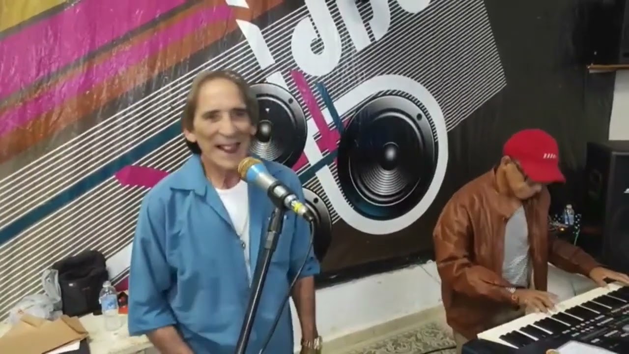 Niterói-RJ: VÍDEO - Baile no Clube Ideal da Terceira Idade com Domingão & Arnuncinho