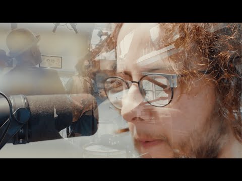 The Mukherjee Development - Hang It Up (live)