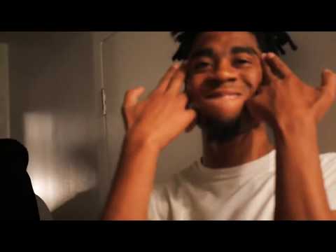 SpankyG Ft  OnlyOnePhizo   '2 Pistols'      Music Video