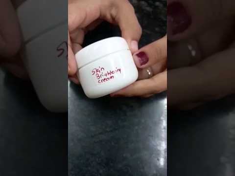 Moisturizing face cream, packaging size: 200 gm