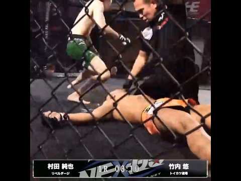 【衝撃映像】三角締めを、パワーボムで切り返す！！ #竹内悠