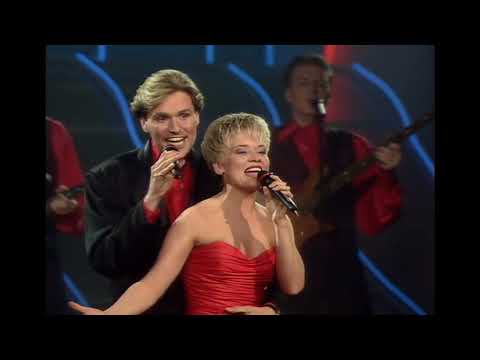 1990 Iceland: Stjórnin - Eitt lag enn (4th place at Eurovision Song Contest in Zagreb)