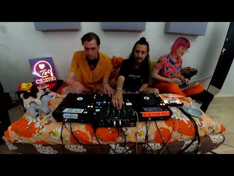 Bebetta In Bed #56 with Elvis Sabani Bed2Bed Ben Haydie