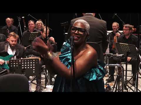 KENNEDY ADMINISTRATION + PRAGUE RADIO SYMPHONY ORCHESTRA Addicted 2 Addictions / Let's Party