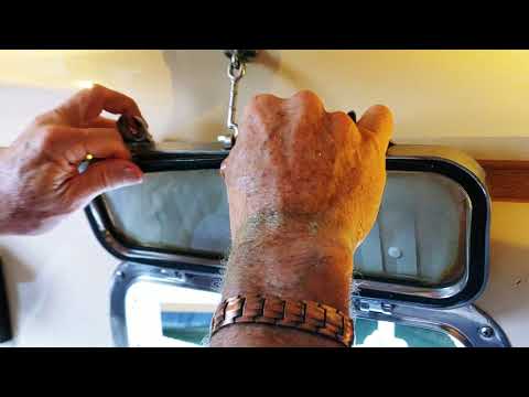 Salty Quicky #271 | Tip of the Day | Leaky Portholes