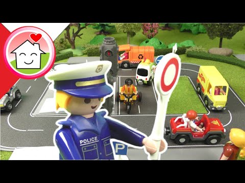 Playmobil po polsku Lenka zdaje egzamin na dziecięce prawo jazdy - Rodzina Hauserow