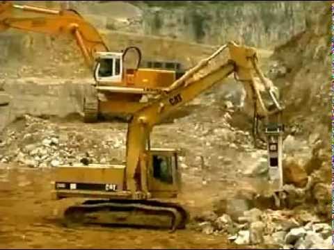 Indeco HP Large hydraulic breakers - Boulder reduction