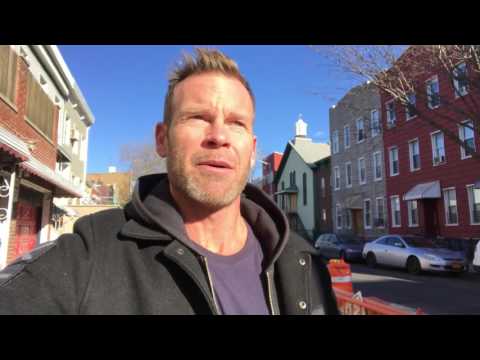 THE SWEDE in NY - VLOG #1  "A dream of becoming a funny standup in the US"