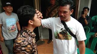 Download lagu Kesurupan lagu bangbung hideung mp3