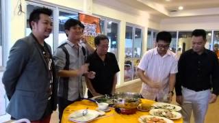 How To Eat Steamboat