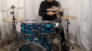 Video thumbnail for Vintage 1975 Ludwig Blue Vistalite Drum Set by ivecadit
