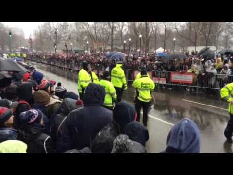 Gas in boson wait for Pats Pa