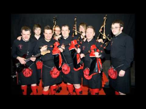 Red Hot Chili Pipers: Rory McLeod- Molly´s Jig- The famous Baravan