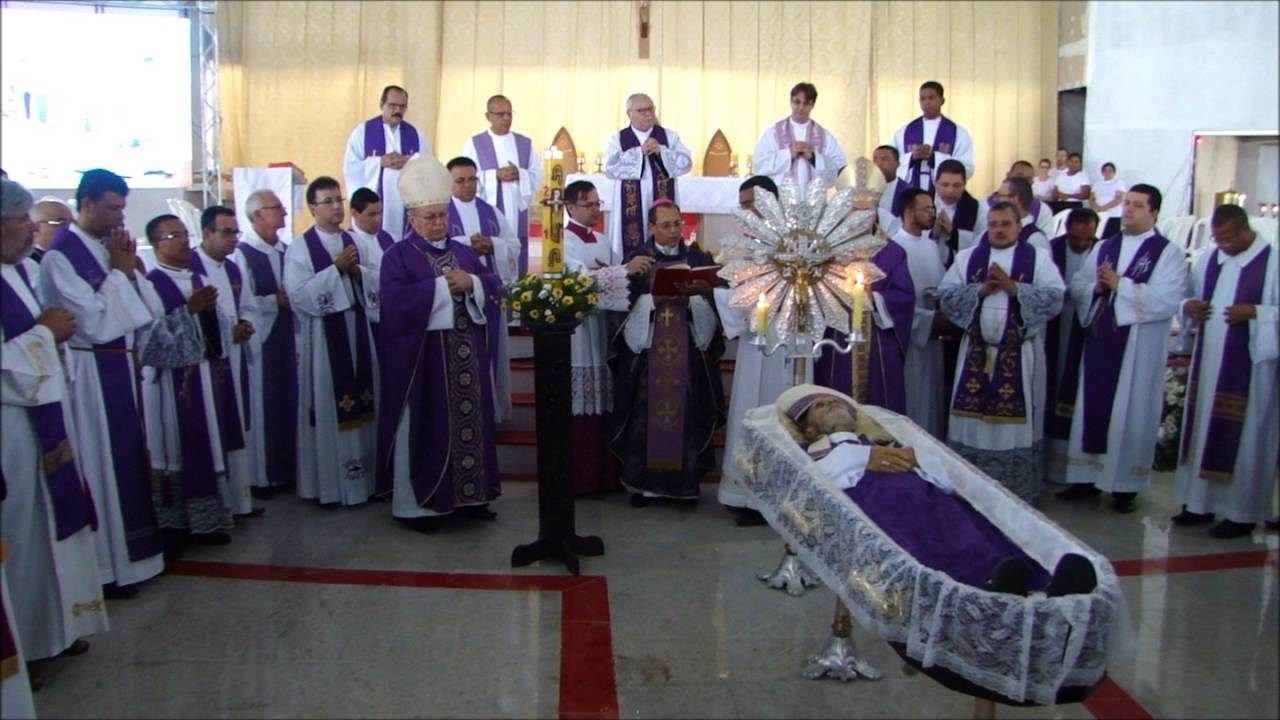 Funeral de Dom Antônio durou dois dias terminando nessa quinta com sepultamento na Catedral