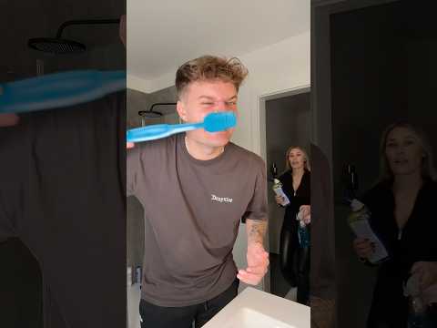 Das war so nicht geplant 😂 #couple #ytshorts #comedy #funny #lustig