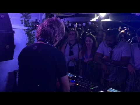 HERNAN CATTANEO "NEVER GET OUT OF THE BOAT" MMW2017 Magnetic Grooves Yacht Party shot by hard 8