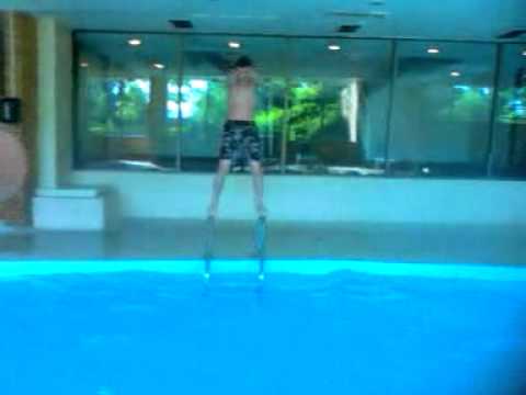 DUMB ASS kids-jump fail