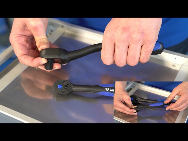 Video Teaser für BRILLIANT TOOLS BT023002 Umschaltknarren-Satz, 2-tlg, 1/4 Zoll, 1/2 Zoll [Powered by KS TOOLS]