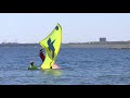 De nieuwe rage onder watersporters is wingsurfen