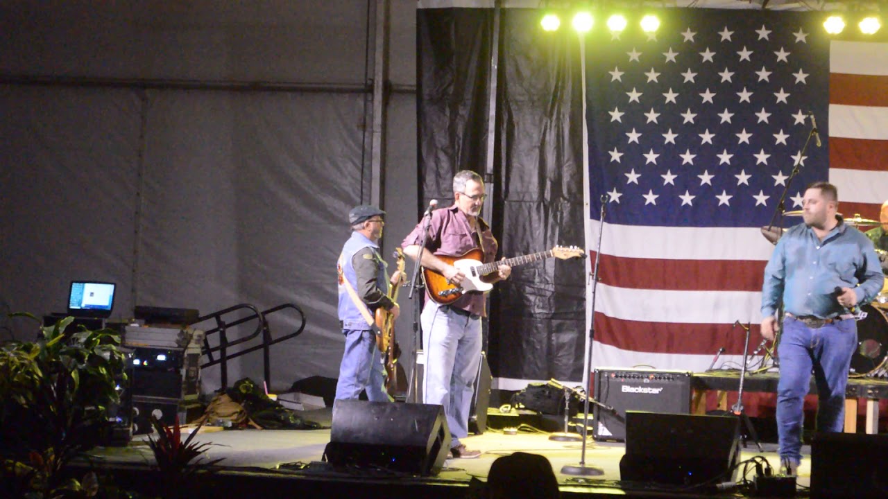 Hire The 301 Traveler’s Party Band in Ellenton, Florida