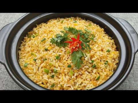 Cơm chiên cá mặn