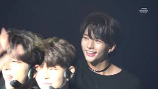 Download lagu [4K] 181021 Stray Kids Showcase Unveil School life Hyunjin focus fancam mp3