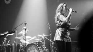 10 - Anneke Van Giersbergen - 1000 Miles Away From You @ Le Splendid
