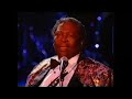 BB KING. MOVING ON LIVE.