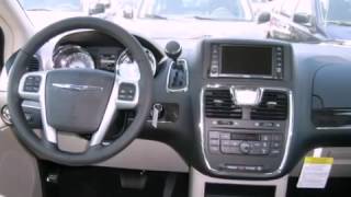 preview picture of video '2013 Chrysler Town Country Muncie IN'