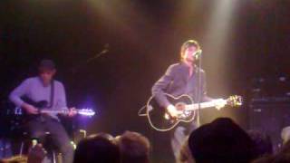 Joakim Thåström spelar live Brev till 10:e våningen