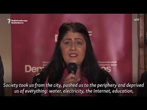 Living In A Dump Called 'Dallas': Romanian Outcasts Look To EU