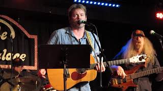 Andy Griggs at Nashville Palace - &quot;I Let Her Lie&quot;
