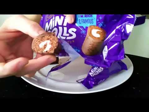 Cadbury's Mini Rolls Review