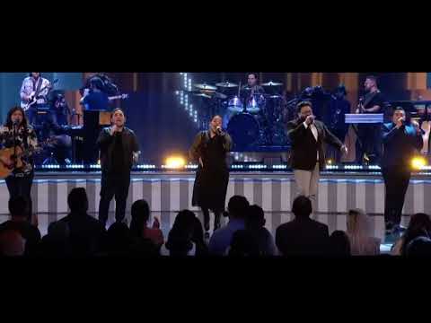 Grande sus obras - Ingrid Rosario en Lakewood Church