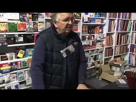 Saturn Magic -Charming by Mark Lee & Merlins - Trick